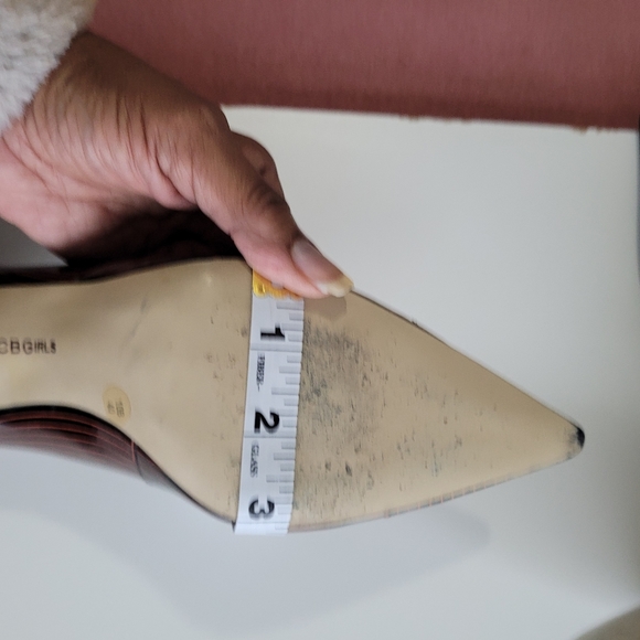 BCBGirls Black & Red Striped Patent Leather Stilettos- Like New - Picture 14 of 15